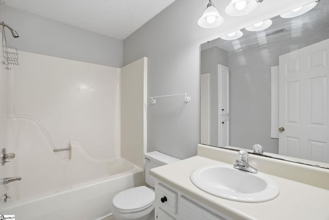 765 Jonas Circle, Chesnee, SC 29323