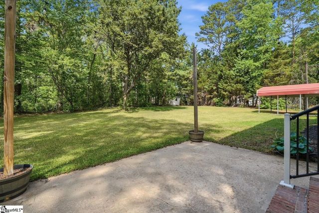 765 Jonas Circle, Chesnee, SC 29323