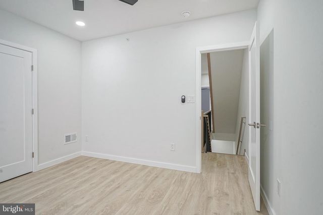 1143 TASKER ST, Philadelphia, PA 19148