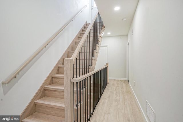 1143 TASKER ST, Philadelphia, PA 19148