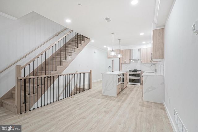 1143 TASKER ST, Philadelphia, PA 19148