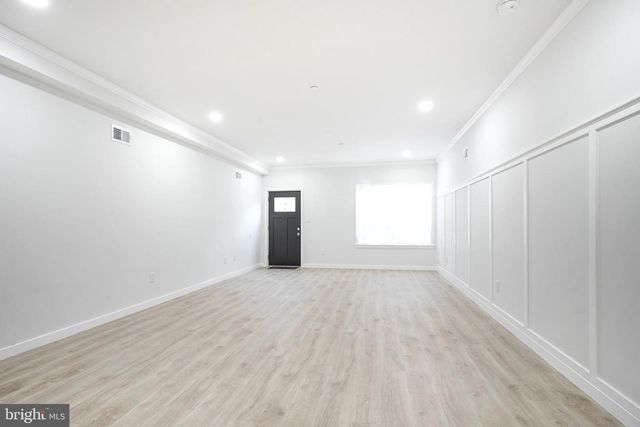 1143 TASKER ST, Philadelphia, PA 19148