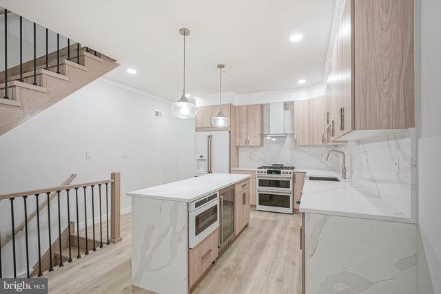 1143 TASKER ST, Philadelphia, PA 19148