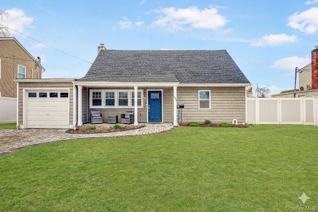 1031 Jefferson Street, Baldwin, NY 11510