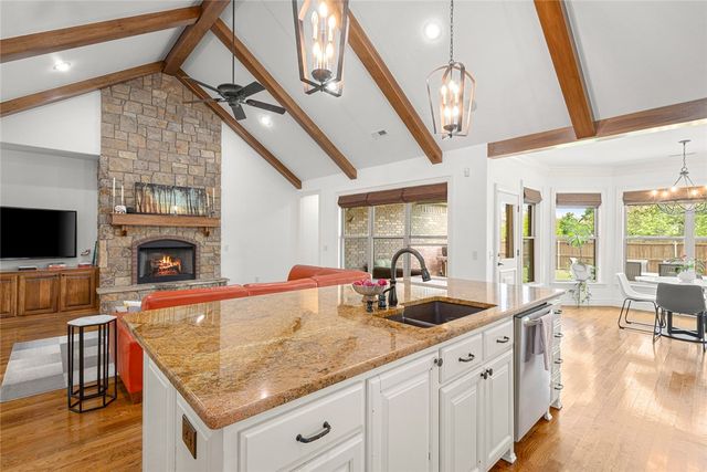 1900 SW Hayfield Avenue, Bentonville, AR 72713