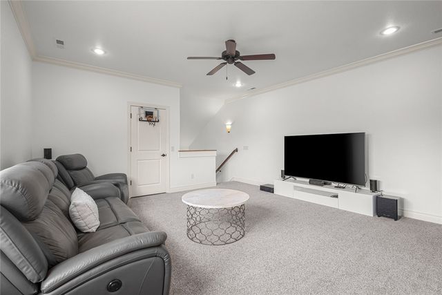 1900 SW Hayfield Avenue, Bentonville, AR 72713