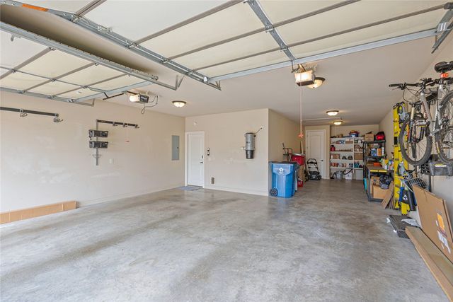 1900 SW Hayfield Avenue, Bentonville, AR 72713