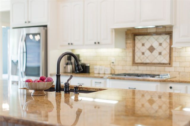 1900 SW Hayfield Avenue, Bentonville, AR 72713