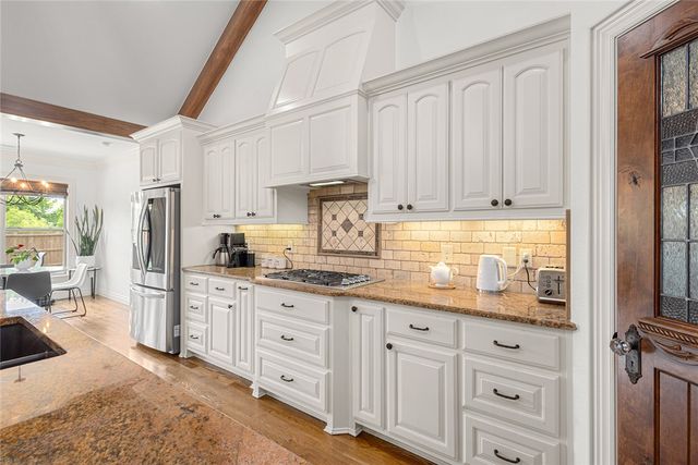 1900 SW Hayfield Avenue, Bentonville, AR 72713