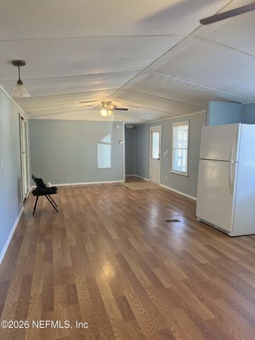 133 SPORTSMAN Road, Satsuma, FL 32189