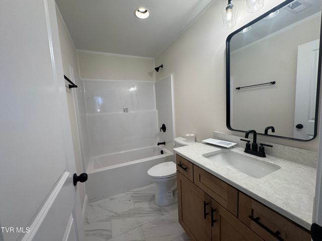 1136 Hawley Road, Blountville, TN 37617