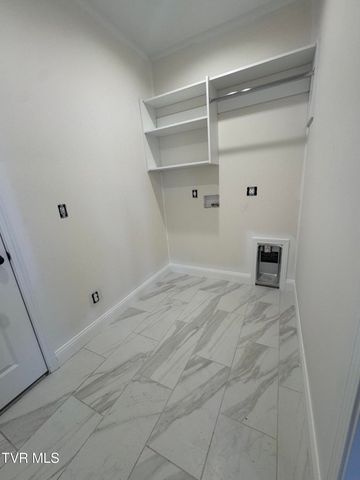 1136 Hawley Road, Blountville, TN 37617