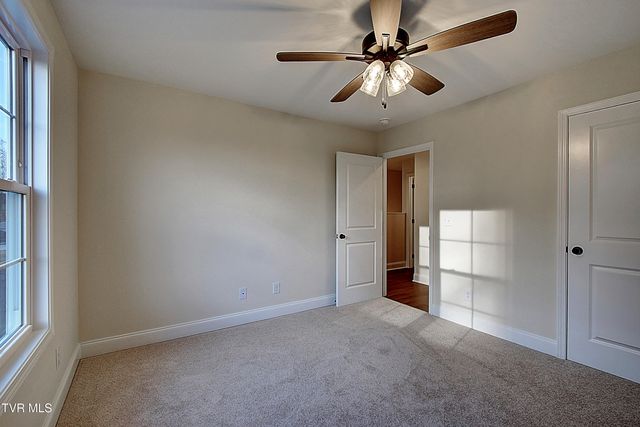 1136 Hawley Road, Blountville, TN 37617