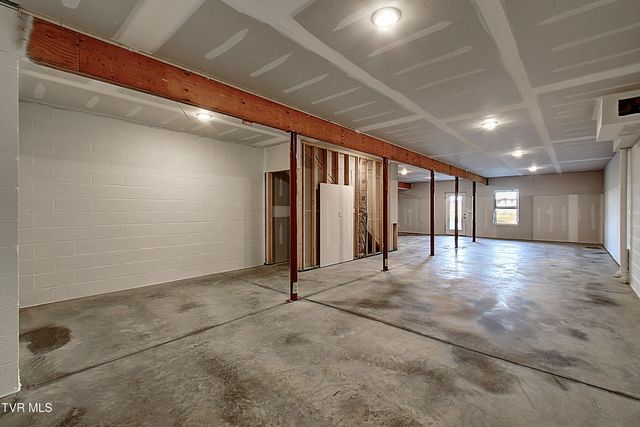 1136 Hawley Road, Blountville, TN 37617