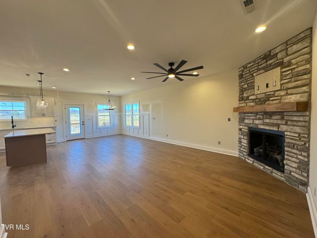 1136 Hawley Road, Blountville, TN 37617