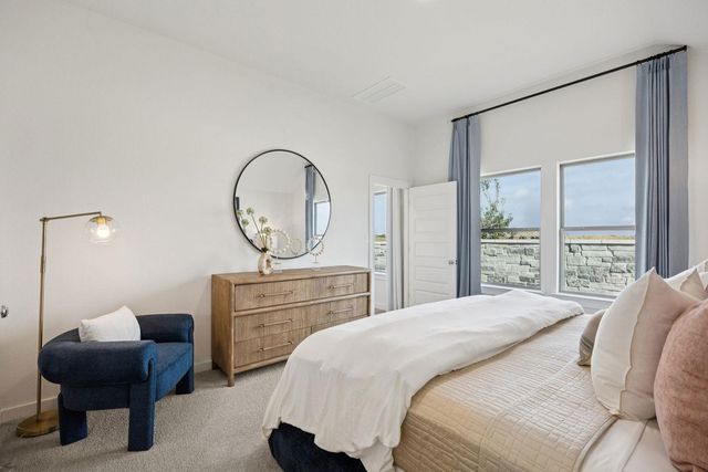 111 Mandeville DR, Hutto, TX 78634