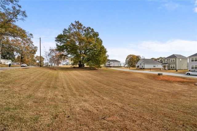 104 Royalview Drive, Anderson, SC 29624