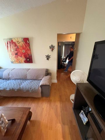 1011 SW 134th Avenue, Davie, FL 33325