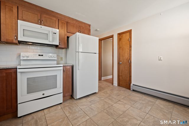 46 Piper Brook Avenue, Newington, CT 06111