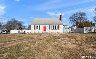 46 Piper Brook Avenue, Newington, CT 06111