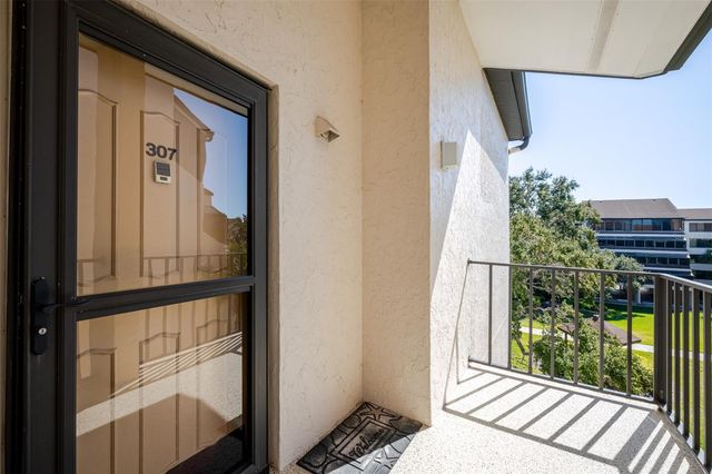 6285 MIDNIGHT PASS ROAD 307, Sarasota, FL 34242