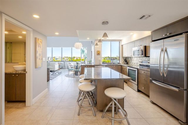 6285 MIDNIGHT PASS ROAD 307, Sarasota, FL 34242