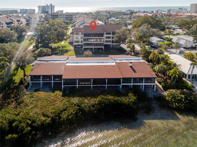 6285 MIDNIGHT PASS ROAD 307, Sarasota, FL 34242