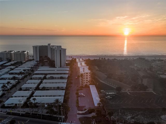 6285 MIDNIGHT PASS ROAD 307, Sarasota, FL 34242