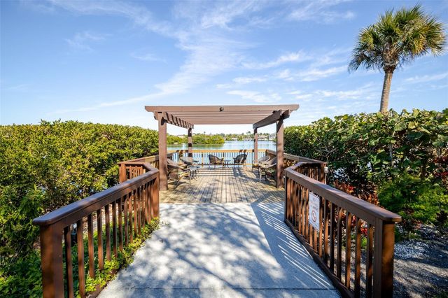 6285 MIDNIGHT PASS ROAD 307, Sarasota, FL 34242