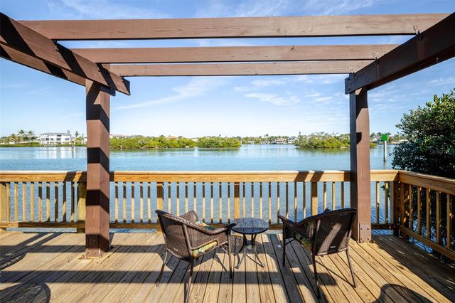 6285 MIDNIGHT PASS ROAD 307, Sarasota, FL 34242