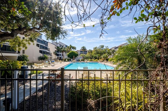 6285 MIDNIGHT PASS ROAD 307, Sarasota, FL 34242