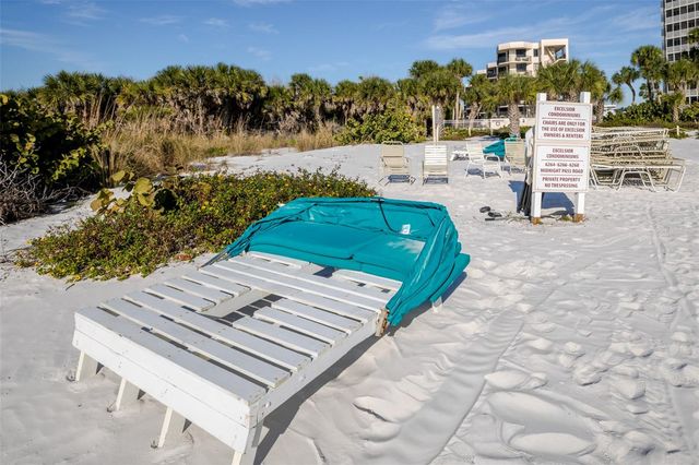 6285 MIDNIGHT PASS ROAD 307, Sarasota, FL 34242