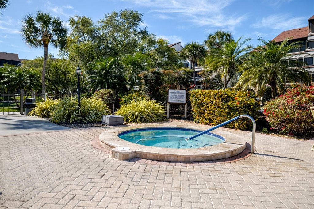 Image 65 of property listing at 6285 MIDNIGHT PASS ROAD 307, Sarasota, FL 34242