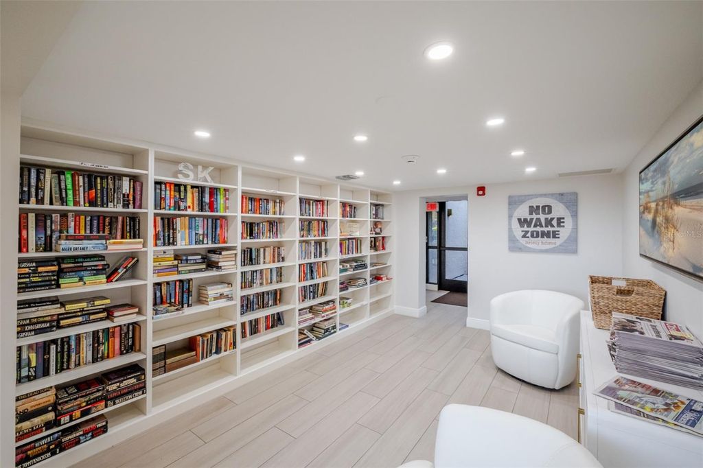 Image 70 of property listing at 6285 MIDNIGHT PASS ROAD 307, Sarasota, FL 34242