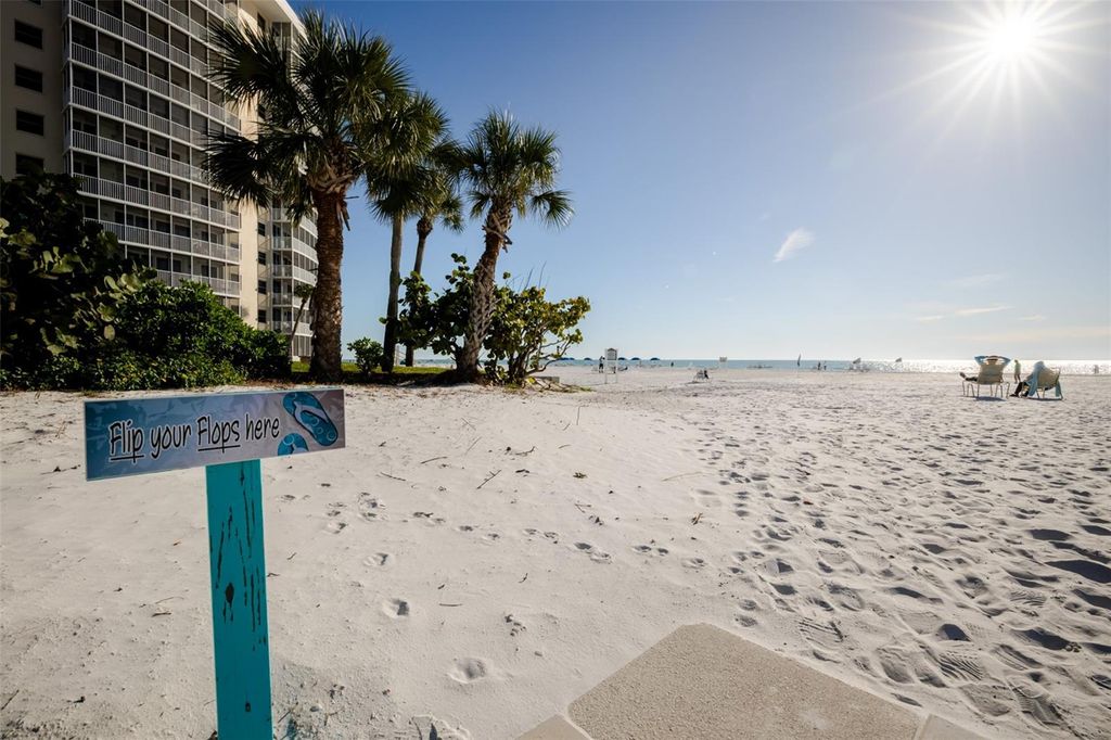 Image 82 of property listing at 6285 MIDNIGHT PASS ROAD 307, Sarasota, FL 34242