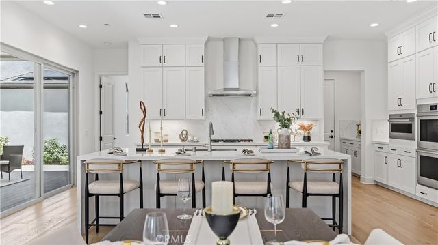 133 Bosal, Irvine, CA 92618