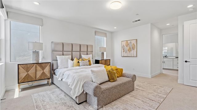 133 Bosal, Irvine, CA 92618