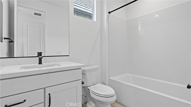 133 Bosal, Irvine, CA 92618