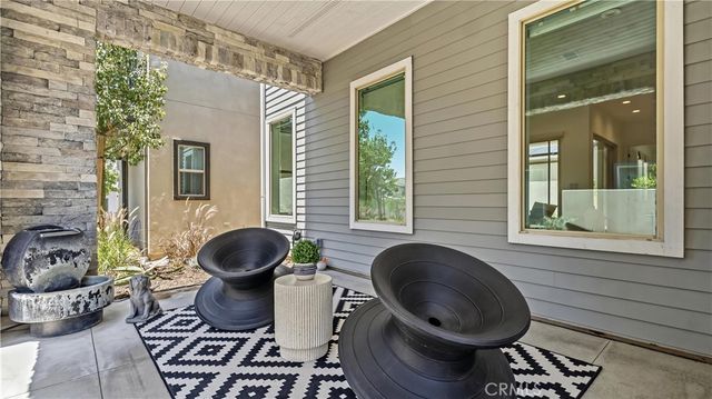 133 Bosal, Irvine, CA 92618