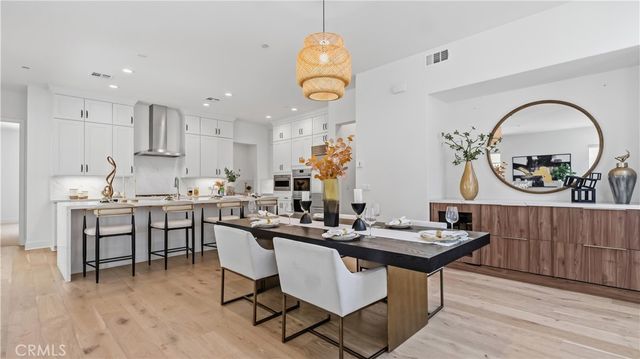 133 Bosal, Irvine, CA 92618
