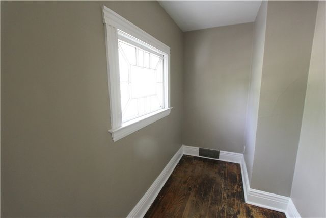 86 Glendale Park, Rochester, NY 14613