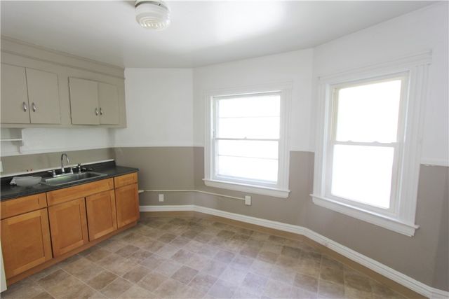 86 Glendale Park, Rochester, NY 14613