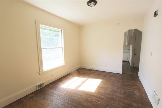 86 Glendale Park, Rochester, NY 14613