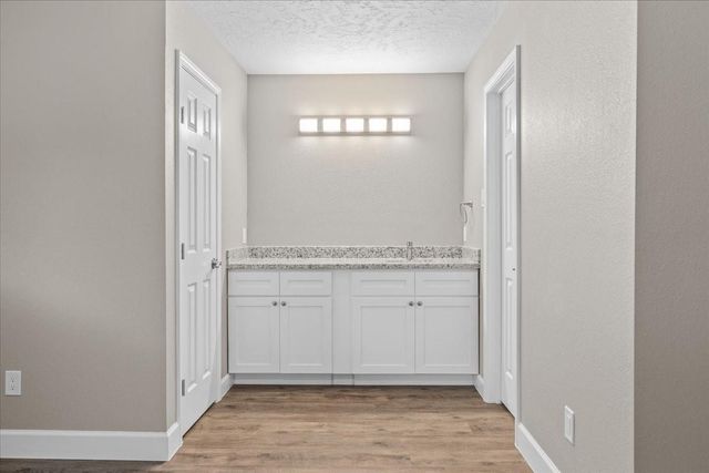9426 Willow Wood Lane, Houston, TX 77086