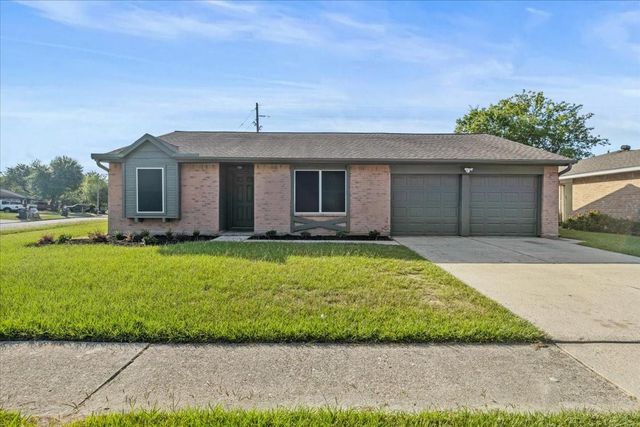 9426 Willow Wood Lane, Houston, TX 77086