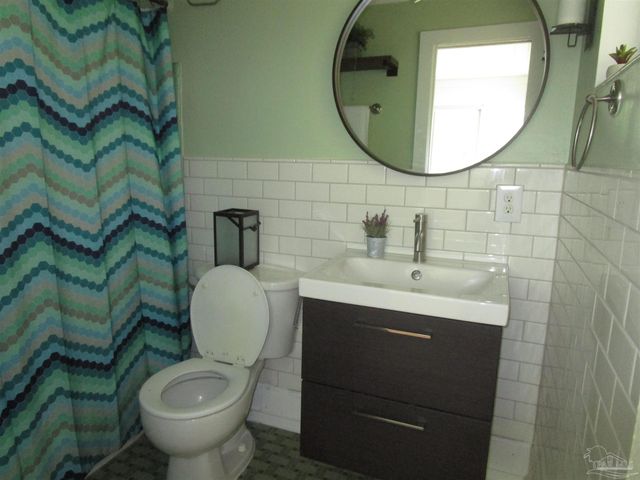 672 Linden Rd, Pensacola, FL 32503