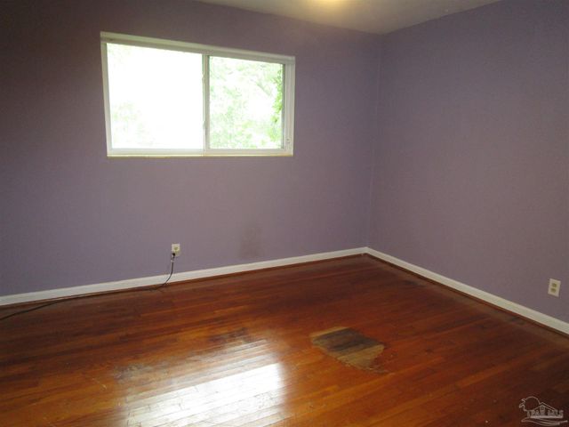 672 Linden Rd, Pensacola, FL 32503