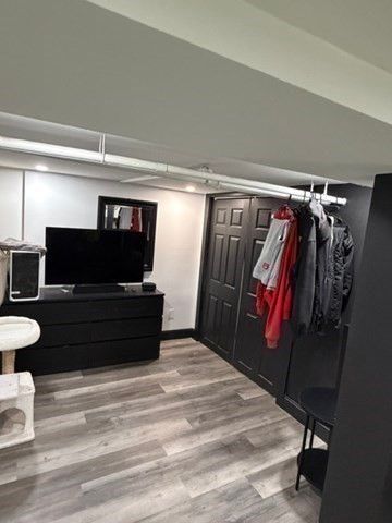 245 Clifford St, New Bedford, MA 02745