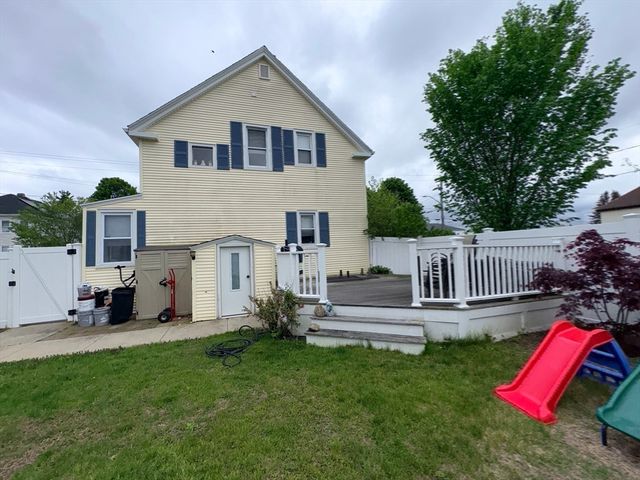 245 Clifford St, New Bedford, MA 02745