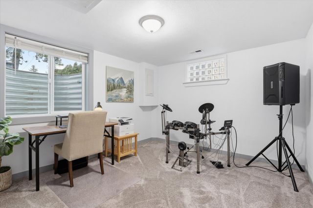 1403 E Thurston Ave, Spokane, WA 99203